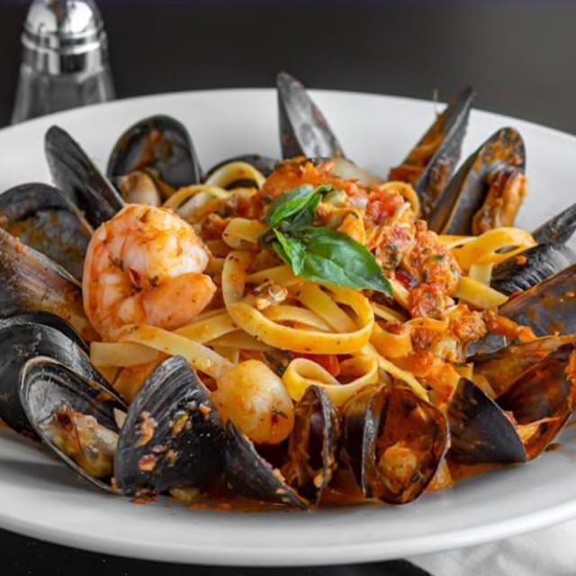 Fettuccine Ai Frutti Di Mare.